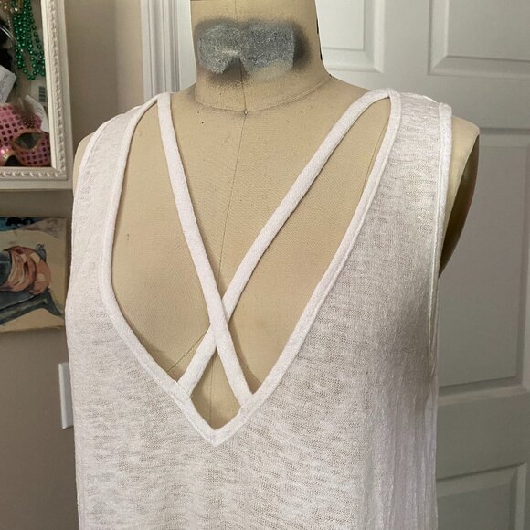 FOREVER 21 White Soft knit Low V-neck Harness Slouch Tank cami *SMALL* B161 - Picture 2 of 5